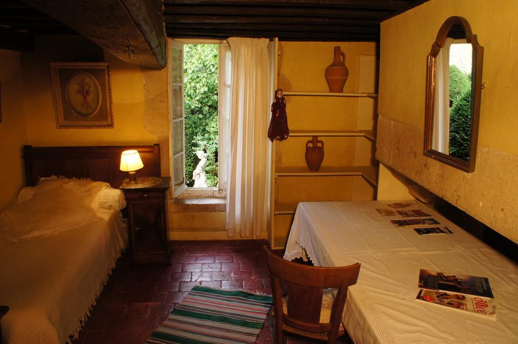 Hotel Particulier Maleteste Dijon Ruang foto